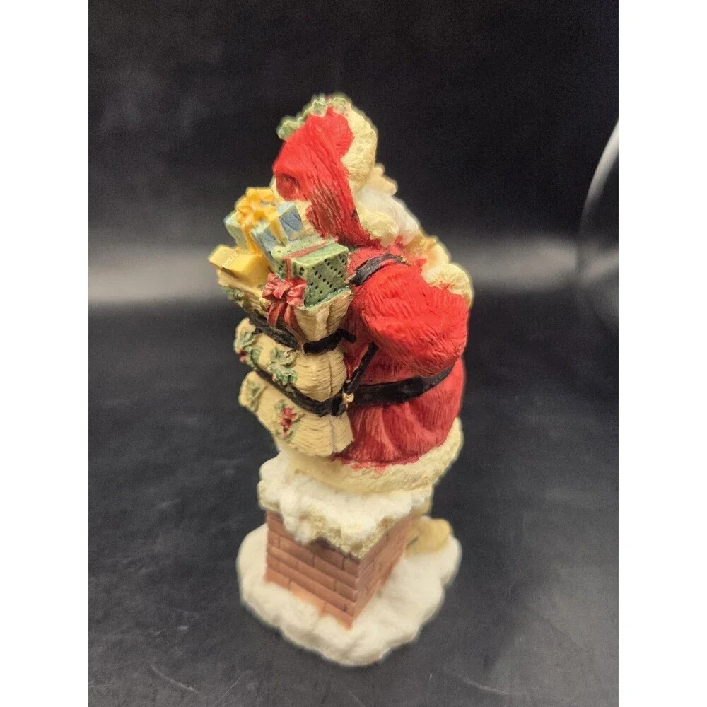 Vintage The International Santa Claus Collection United States Figurine